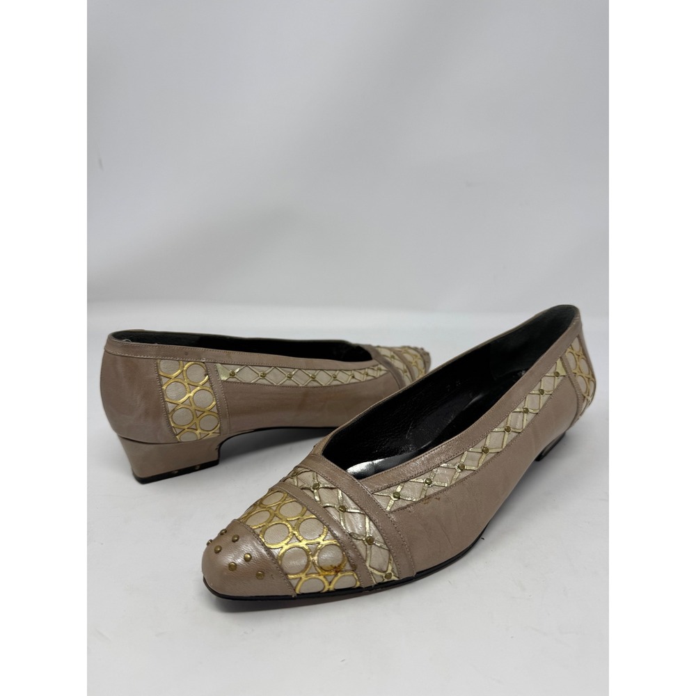 Margaret Jerrold Vintage Taupe Leather Gold Studded Low Wedge Pumps Heels 7.5 M